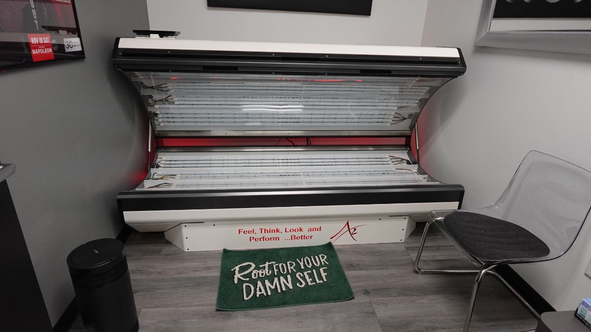 Full-Body Red Light Bed vs Targeted Light Therapy What Is the Difference?